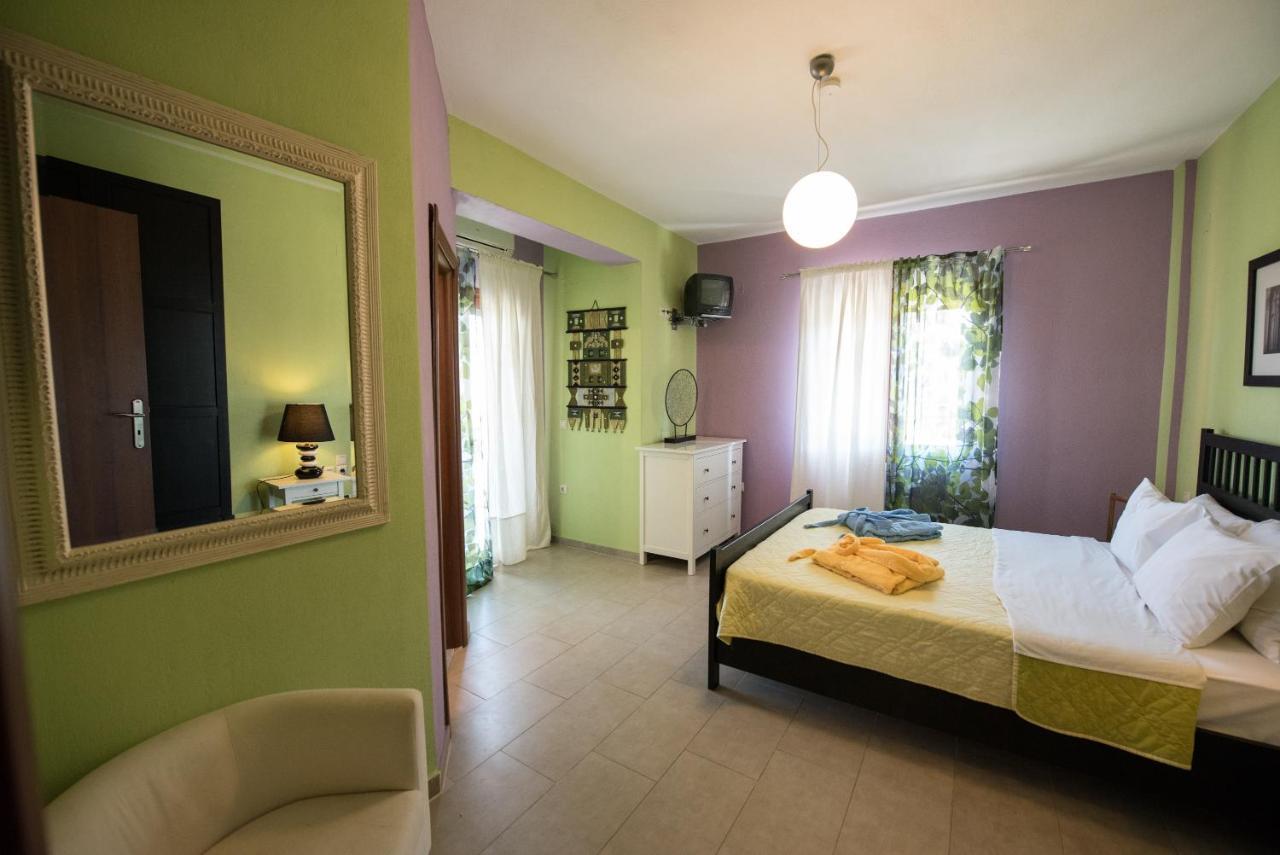 Gallis Villa Pefkias Luaran gambar